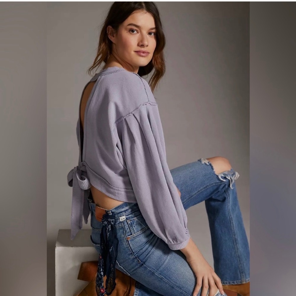 J11 Anthropologie‎ Pilcro Open Back Tie Hem Cropped Sweatshirt Lavender Purple L